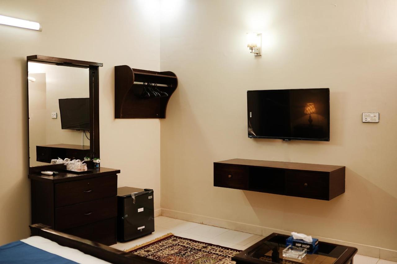 Diamond Lodge Karachi Exterior foto